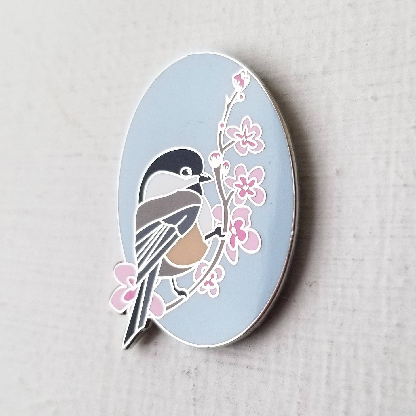 Chickadee Enamel Needle Minder