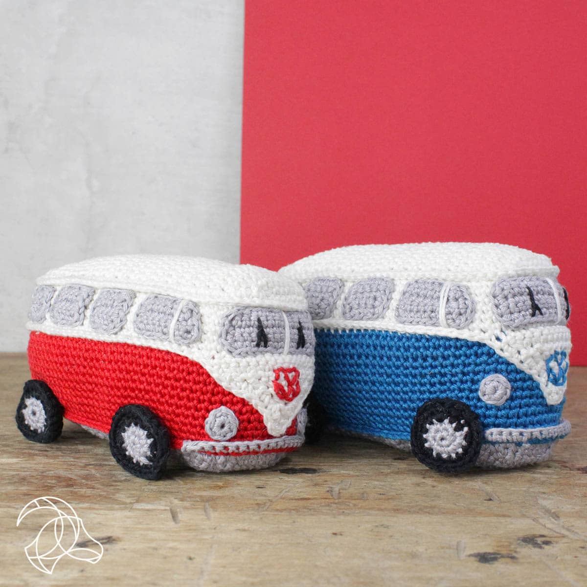 DIY Crochet Kit - Retro Van Red