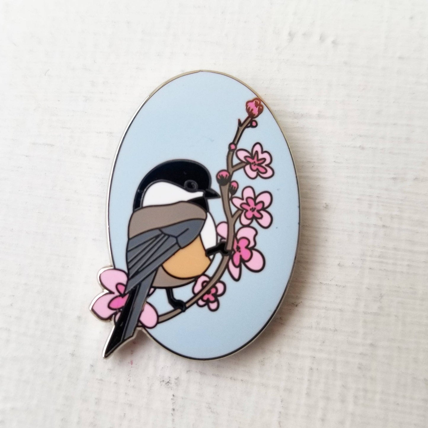 Chickadee Enamel Needle Minder